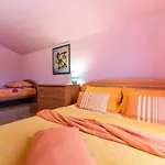3 Bedroom With Terrace Vinišće