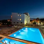 Apartman 3 Bedroom With Terrace Vinišće